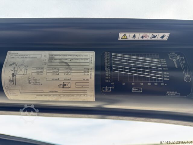 Električni viljuškar s 4 kotača Linde E30/600HL --EK