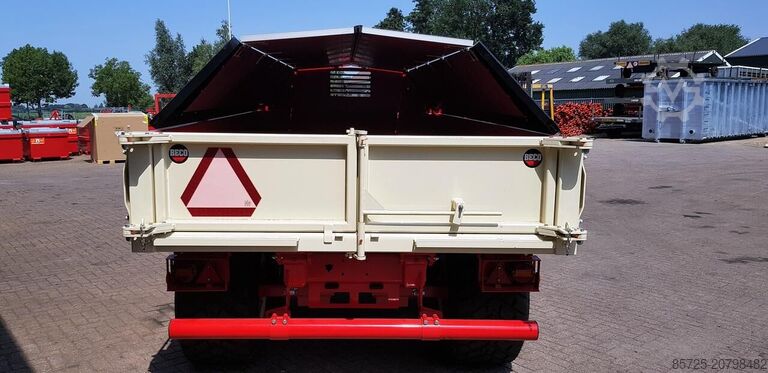 Beco Brevis 100 met afdekluiken