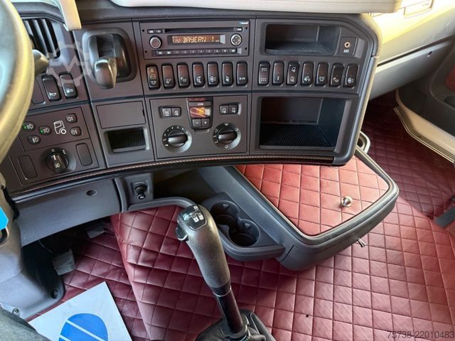 Tractor estándar SCANIA R410 /Highline/Retarder/Kompressor/Schalter