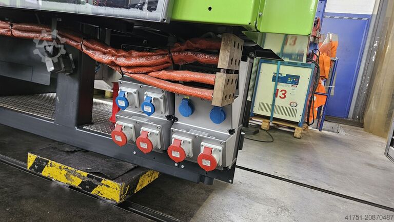 Injection moulding machine ENGEL e-max 200-50