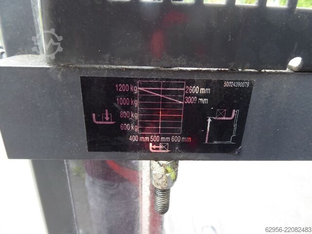수동 스태커 Linde L12