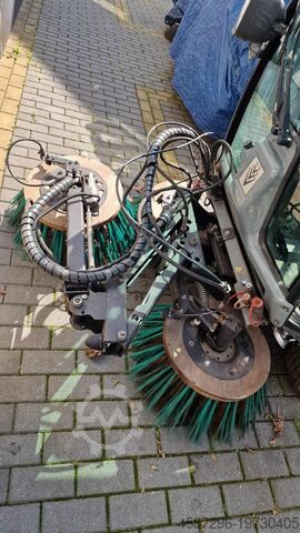 Zamiatarka Uliczna MIC 50 GWARANCJA Karcher MIC 50 Adv