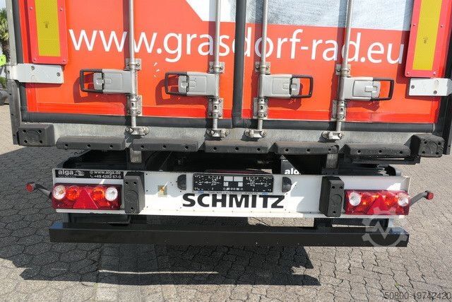 Box-semitrailer SCHMITZ CARGOBULL SKO 24, Faltwand, Seitentüren,Isoliert,Luft-Lift