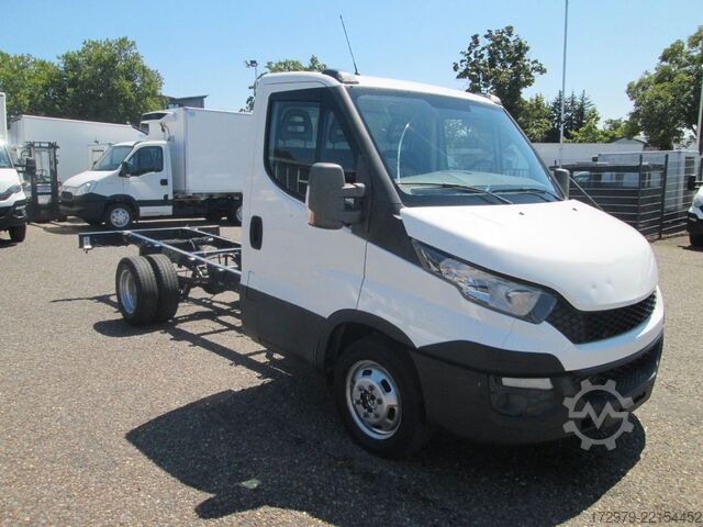 Bestelwagenchassis IVECO 35 C13*Fahrgestell*