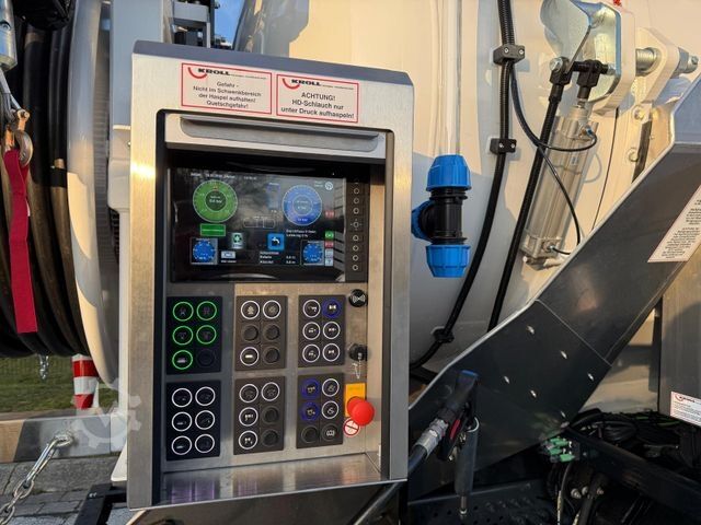 Vakumlu tank kamyonu MERCEDES-BENZ AROCS 2548 L 6x4 / KROLL Wasserrückgewinner WRS1