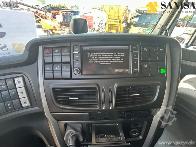 Camión de bebidas Iveco Stralis AS260S46/2x LBW/Schwenkwand/Kron