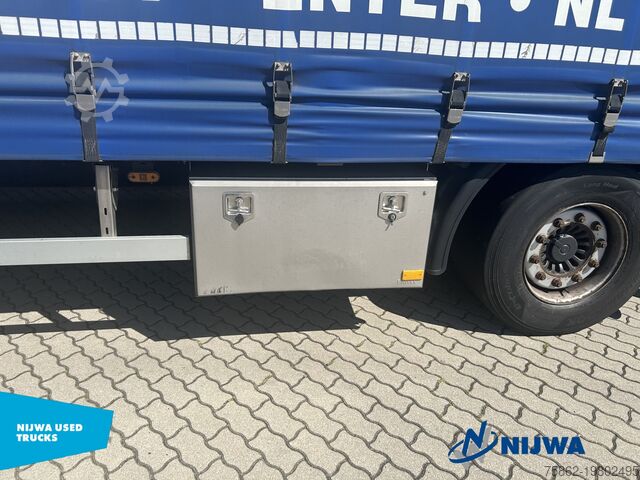 Schiebeplanen Pacton LXD 230 Schuifzeil + Achterdeuren