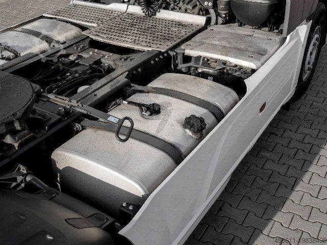 Standard dragbil DAF XF 480 FT SSC + INTARDER + 1050l TANKS + SKIRTS+++