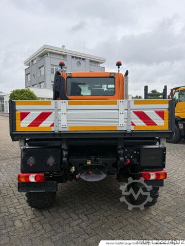  Mercedes-Benz Unimog U 318