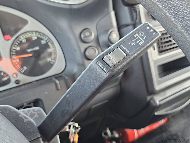 Koffert IVECO 180E24 EUROCARGO MANUAL LIFT NL-TRUCK