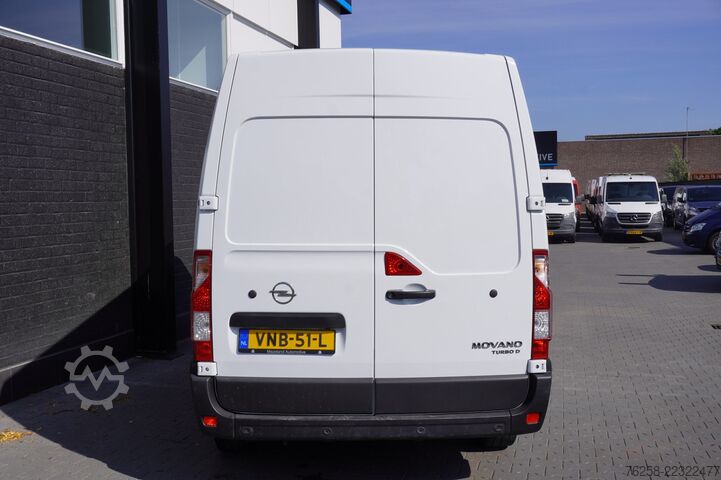 Panelvan Opel Movano 2.3 Turbo 135PK L2H2 EURO 6 - Airco - Cr...