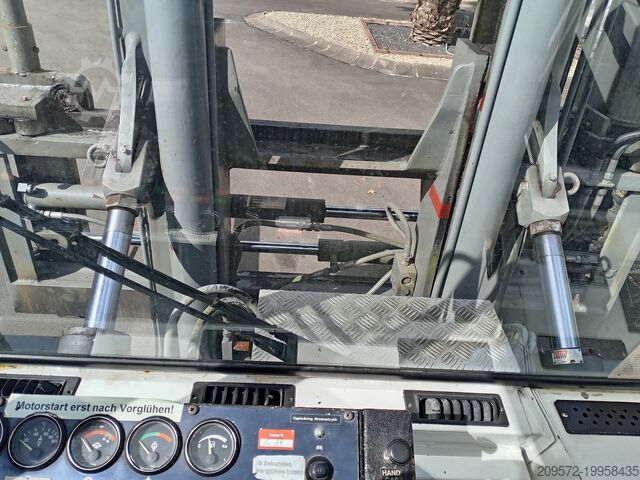4-Rad-Gabelstapler Svetruck 1060-30