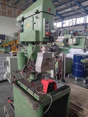 เครื่องกลึงเกลียวภายใน HAGEN & GOEBEL HG 22 E