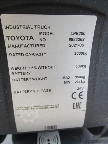 TOYOTA LPE200