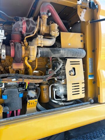 Escavadora sobre rodas CATERPILLAR M318-07 Erst 2800 Betriebsstunden