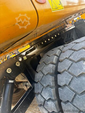 Escavadora sobre rodas CATERPILLAR M318-07 Erst 2800 Betriebsstunden