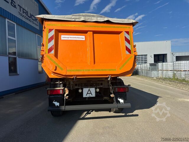 Полуприколка кипер SCHMITZ CARGOBULL SKI 24 SL 7.2 Kippsattelauflieger mit Schiebever