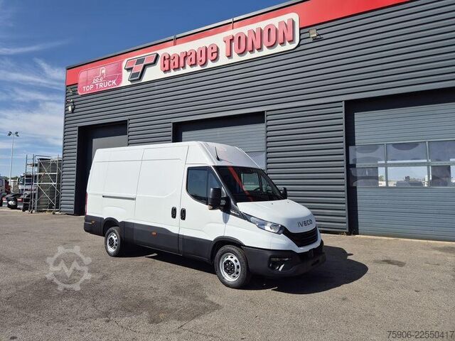 Skåpbil Iveco Daily