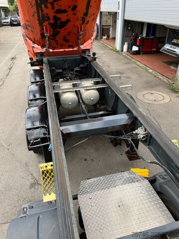 משאית אשפה Schwarzmüller 3-Achs HARDOX SANH*24 m³*2 x LIFTACHSE!