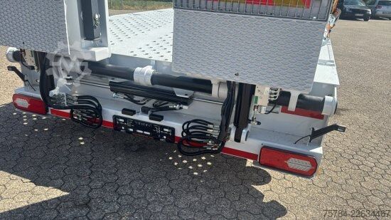 Xe tải chuyên dụng MERCEDES-BENZ ACTROS 2546   ARBEITSBüHNEN/STAPLER/BAUMASCHINEN, MIETKAUF MGL.