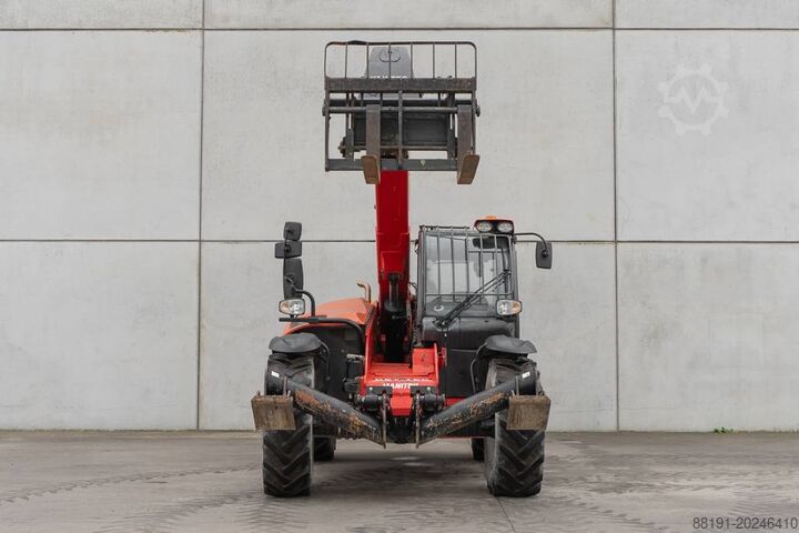Teleszkópos rakodó Manitou MT 1135