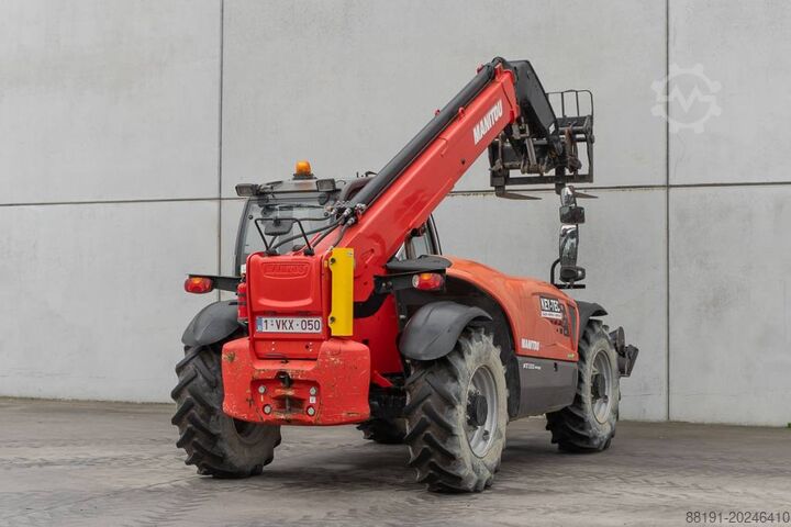 Teleszkópos rakodó Manitou MT 1135