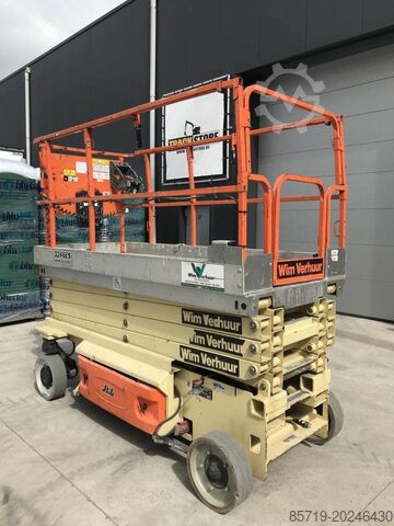 Ollós emelő JLG 3246ES (1240)