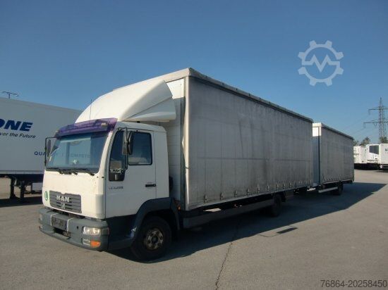 รถบรรทุกพื้นเรียบพร้อมผ้าใบคลุม MAN LE 8.220 4X2 BL PLANENAUFBAU + ANHäNGER KOMPLETTZUG