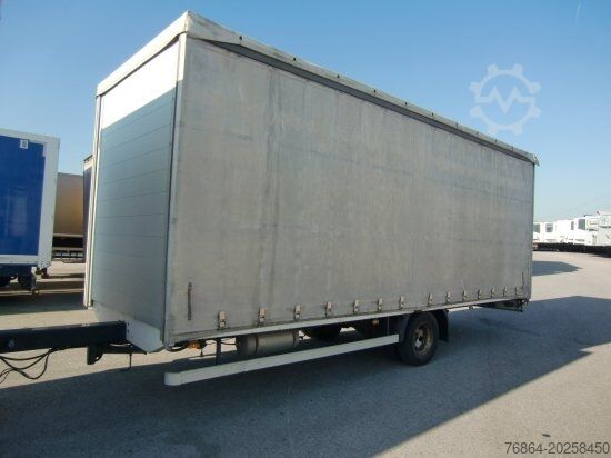 รถบรรทุกพื้นเรียบพร้อมผ้าใบคลุม MAN LE 8.220 4X2 BL PLANENAUFBAU + ANHäNGER KOMPLETTZUG