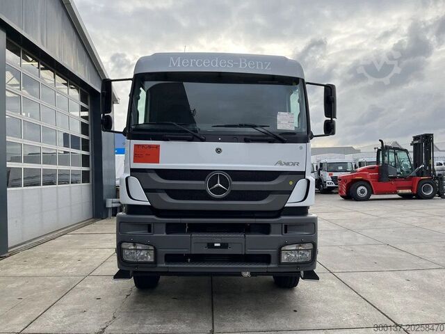 Chassis med førerhus Mercedes-Benz Axor 3344 6x4 Chassis Cabin
