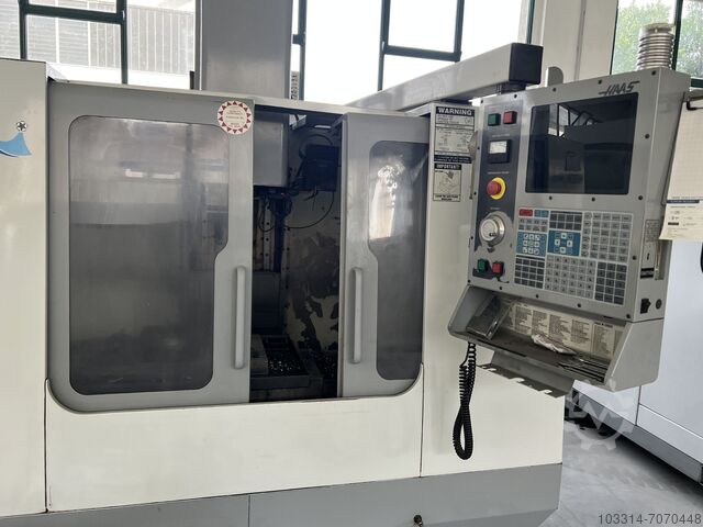 CNC вертикален обработващ център MIKRON MIKRON-HAAS VCE 500