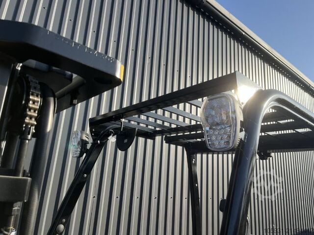 Forklift listrik 3 roda Hyundai 18BT-9U