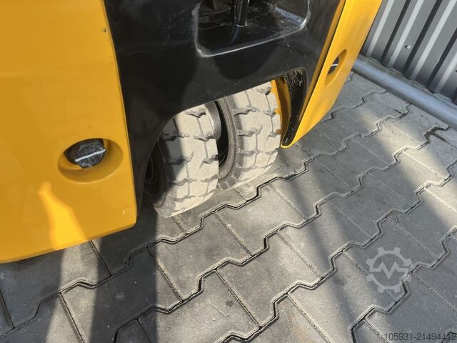 Forklift listrik 3 roda Hyundai 18BT-9U