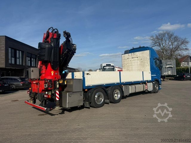 Бортовой грузовик VOLVO FH 500 6x2 Container Pritsche Fassi F455 Kran