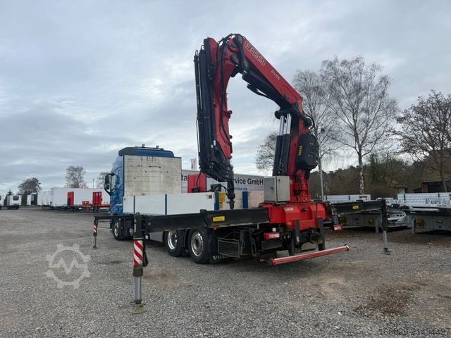 Кран-манипулятор на шасси грузовика VOLVO FH 500 6x2 Container Pritsche Fassi F455 Kran
