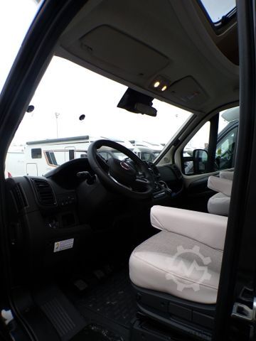 Halvintegreret autocamper BÜRSTNER Limited T 660 Tageszulassung / Winterpaket, Safe