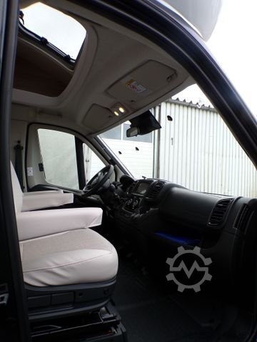 Halvintegreret autocamper BÜRSTNER Limited T 660 Tageszulassung / Winterpaket, Safe