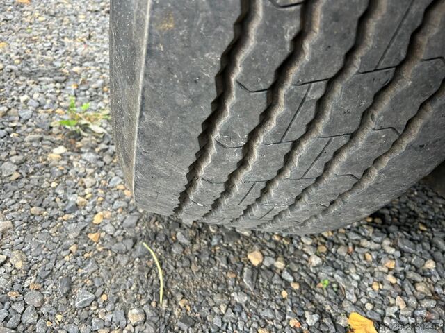 Semirremolque volquete KEMPF SKM 35/3 Stahl Kipper