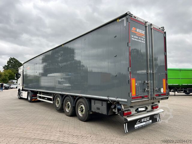 行走地板半挂车 KRAKER CF-Z Schubboden 92m³ 10mm Boden Sehr sauber