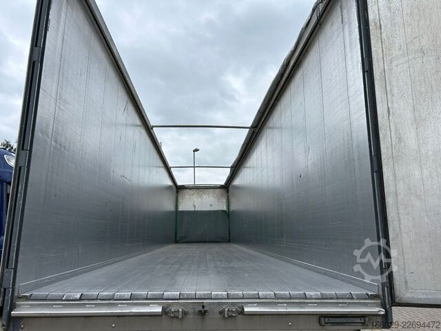 行走地板半挂车 KRAKER CF-Z Schubboden 92m³ 10mm Boden Sehr sauber