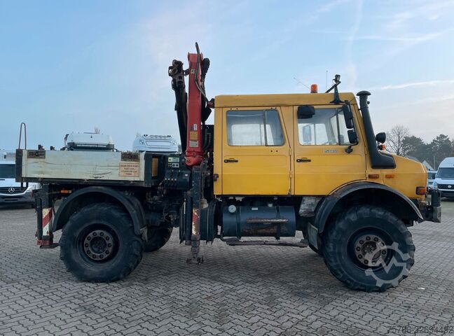 Avolava kuorma-auto UNIMOG U 5000 Doka Pritsche/ PK 10.502 A/ AC/ AHK/ EU 3