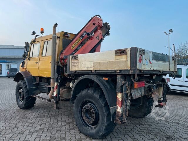Avolava kuorma-auto UNIMOG U 5000 Doka Pritsche/ PK 10.502 A/ AC/ AHK/ EU 3