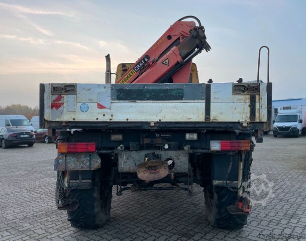 Avolava kuorma-auto UNIMOG U 5000 Doka Pritsche/ PK 10.502 A/ AC/ AHK/ EU 3