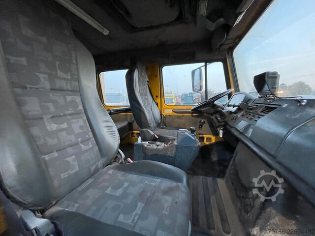 Lastbil med flak UNIMOG U 5000 Doka Pritsche/ PK 10.502 A/ AC/ AHK/ EU 3