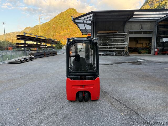 3-wheel forklift Linde E16C