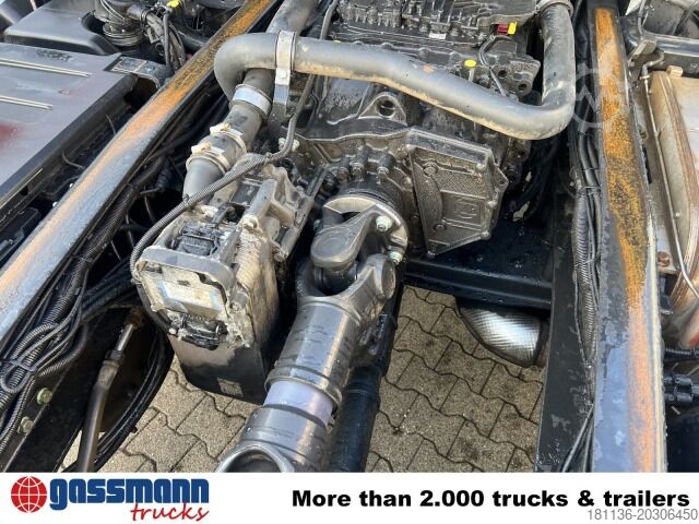 卷臂钩自卸卡车 MAN TGS 26.500 6X6 BL, Intarder