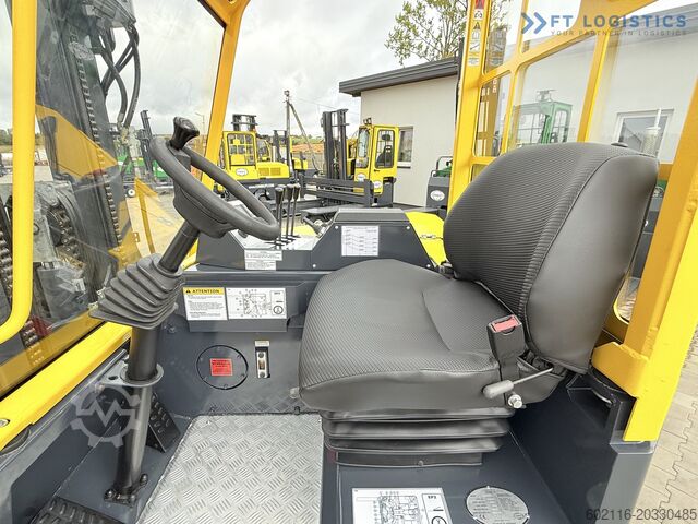 Empilhadeira de quatro direções Combilift CB4000 TRIPLEX 5200 FREE-LIFT POSITIONER