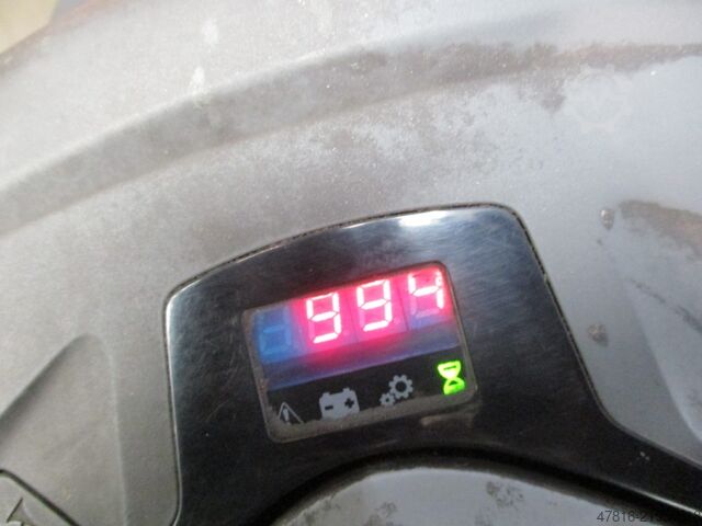 Pallet truck TOYOTA LWE180