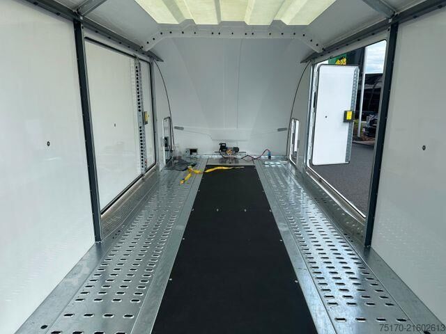 Furgão transportador de automóveis Brian James Race Sport / Länge: 5,03 m / 3.000 kg