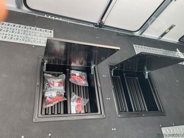 Furgão transportador de automóveis Brian James Race Transporter 7 / Länge: 6,16 m / 3.500 kg